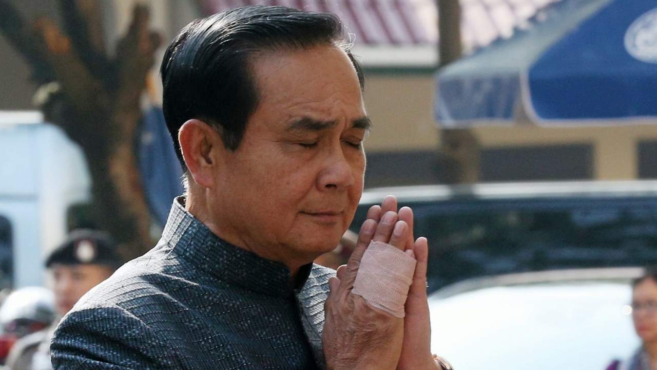'ประยุทธ์'ให้'ปลัดหมีขอ'ออกจากราชการไว้ก่อน เพื่อสั่งสอบสวน