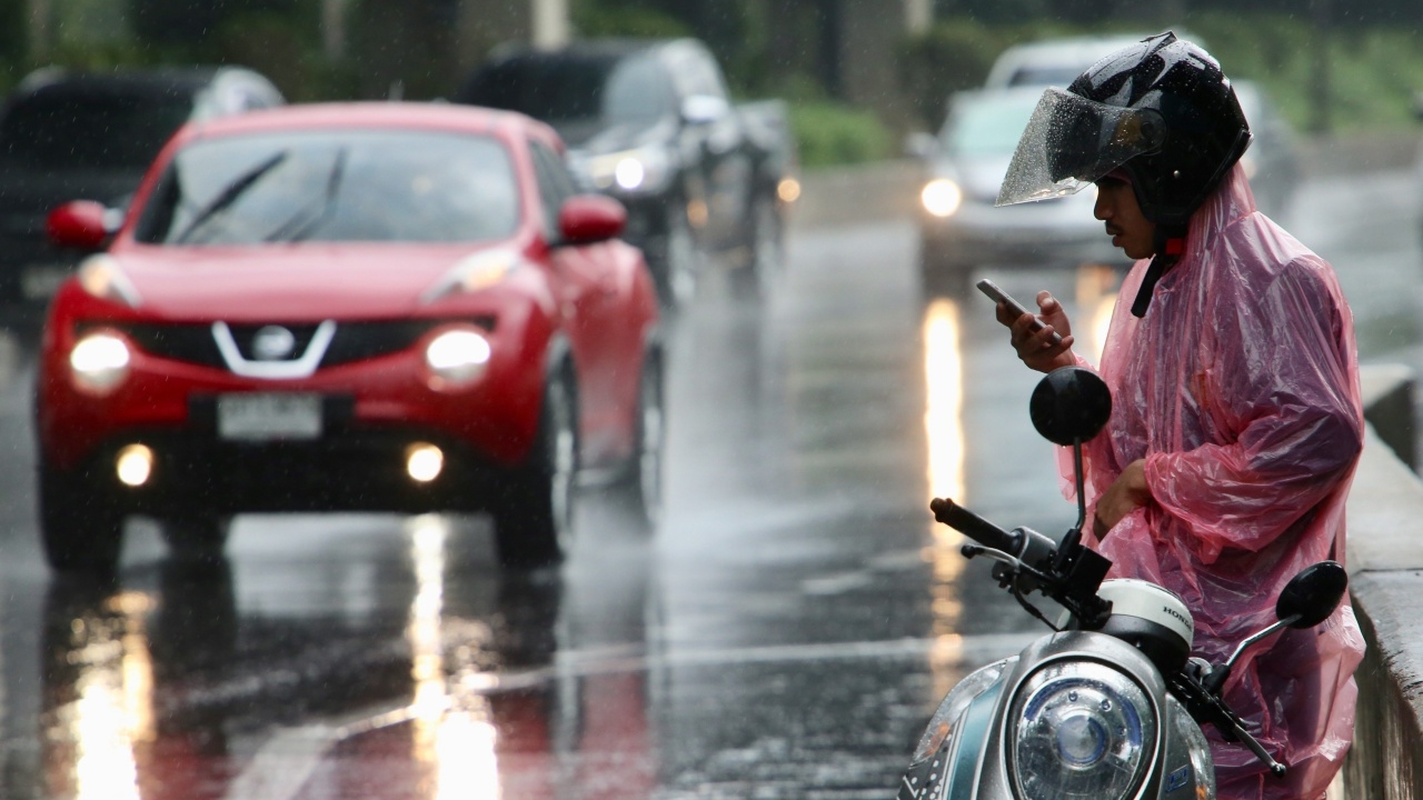 พระพิรุณเริ่มเห็นใจ! กรมอุตุฯ เผยไทยฝนลดลง ยกเว้นใต้ ยังมีตกหนัก