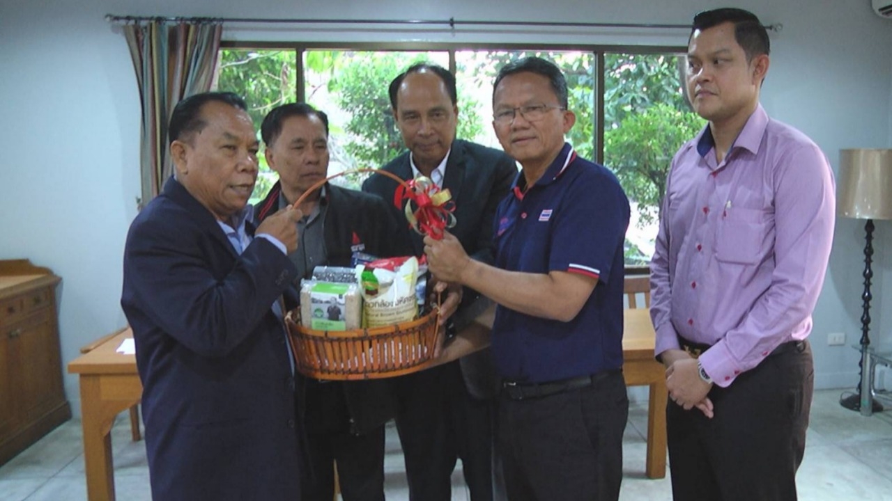 "สมศักดิ์" สานต่อช่วยชาวนา ชูเกี่ยวปั๊บรับหมื่น ยันทำได้จริงไม่ขายฝัน