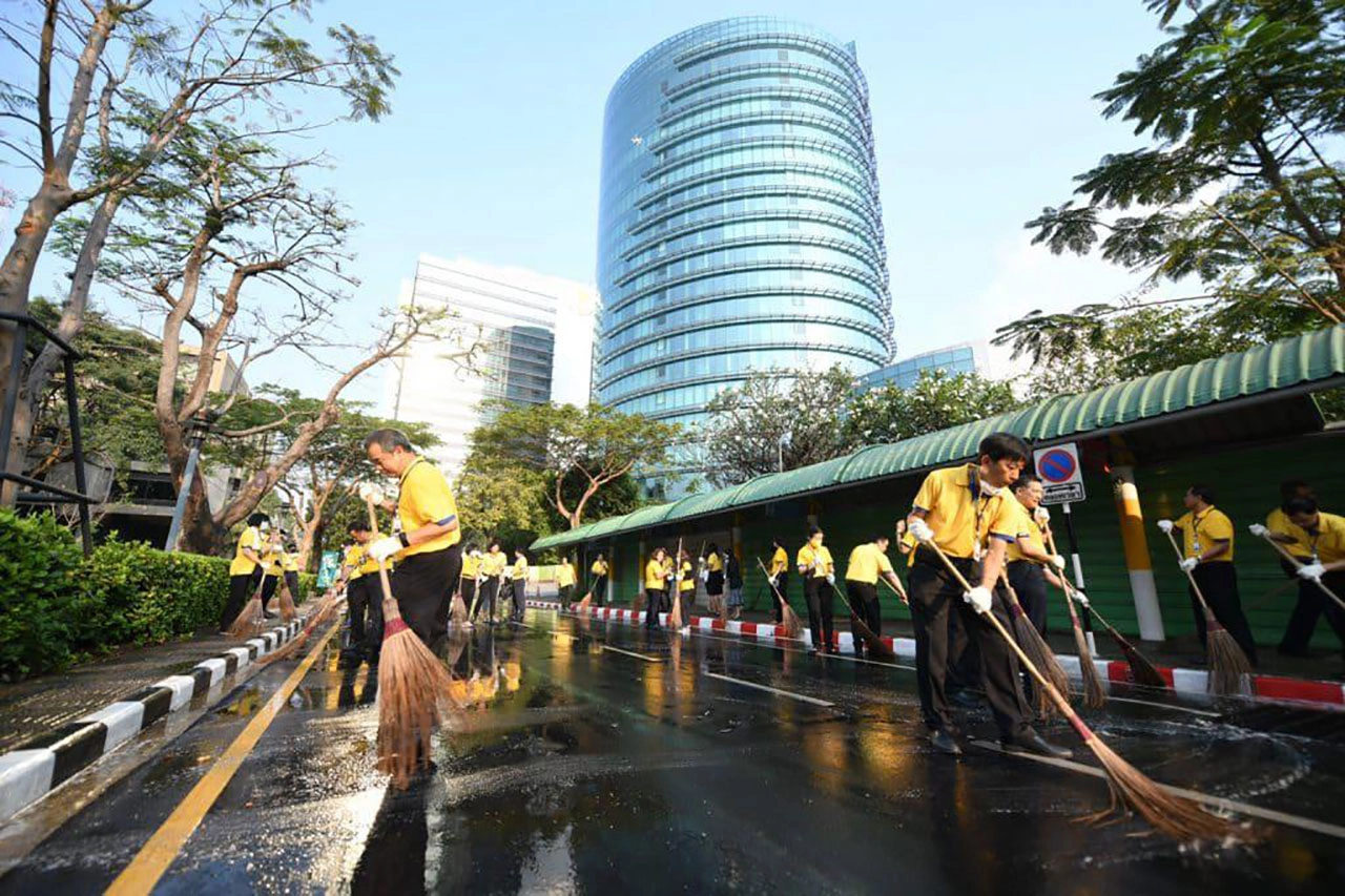 PM2.5 กระเจิง! กฟผ. พ่น “ไอน้ำยอดตึก” ลดฝุ่นกว่าพันหัวฉีด