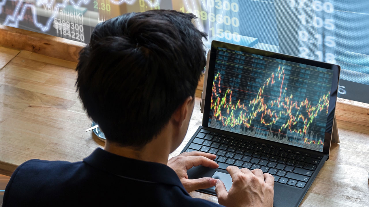 “บัวหลวง” ไม่ลดสัดส่วนลงทุนหุ้น BDMS ตั้งผู้บริหารแทนหมอเสริฐ