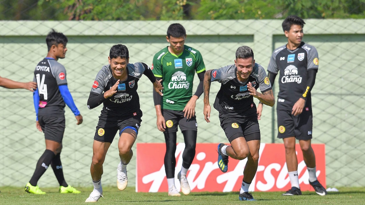 ‘ราเยวัช’ วางคิวช้างศึกอุ่นฉลามชล ก่อนตัดตัวป้องกันแชมป์ซูซูกิ คัพ