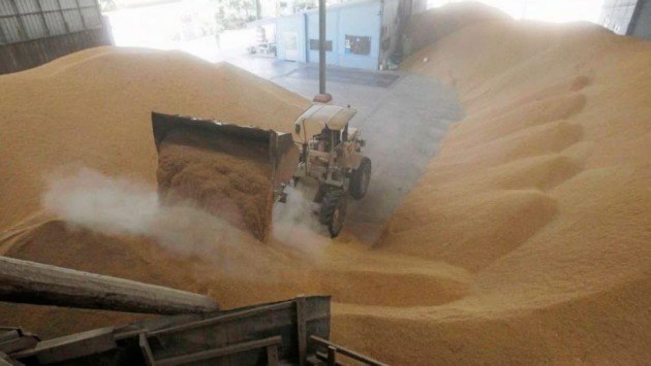 ข้าวส่งออกนอกไตรมาสสุดท้ายสดใส ออเดอร์ทะลัก มั่นใจถึงเป้า 11 ล้านตัน