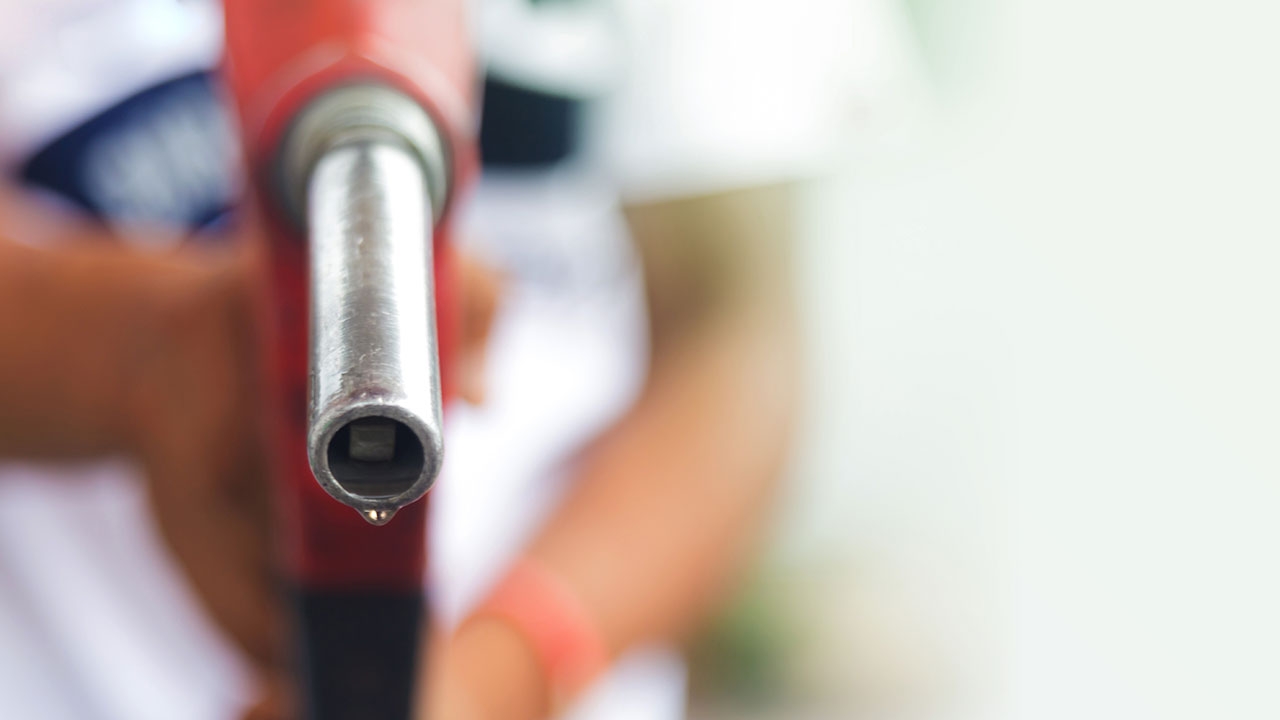 น้ำมันลดราคา วันลอยกระทง เบนซิน-โซฮอล์ 30 สต. E-85 15 สต. ดีเซล 50 สต.