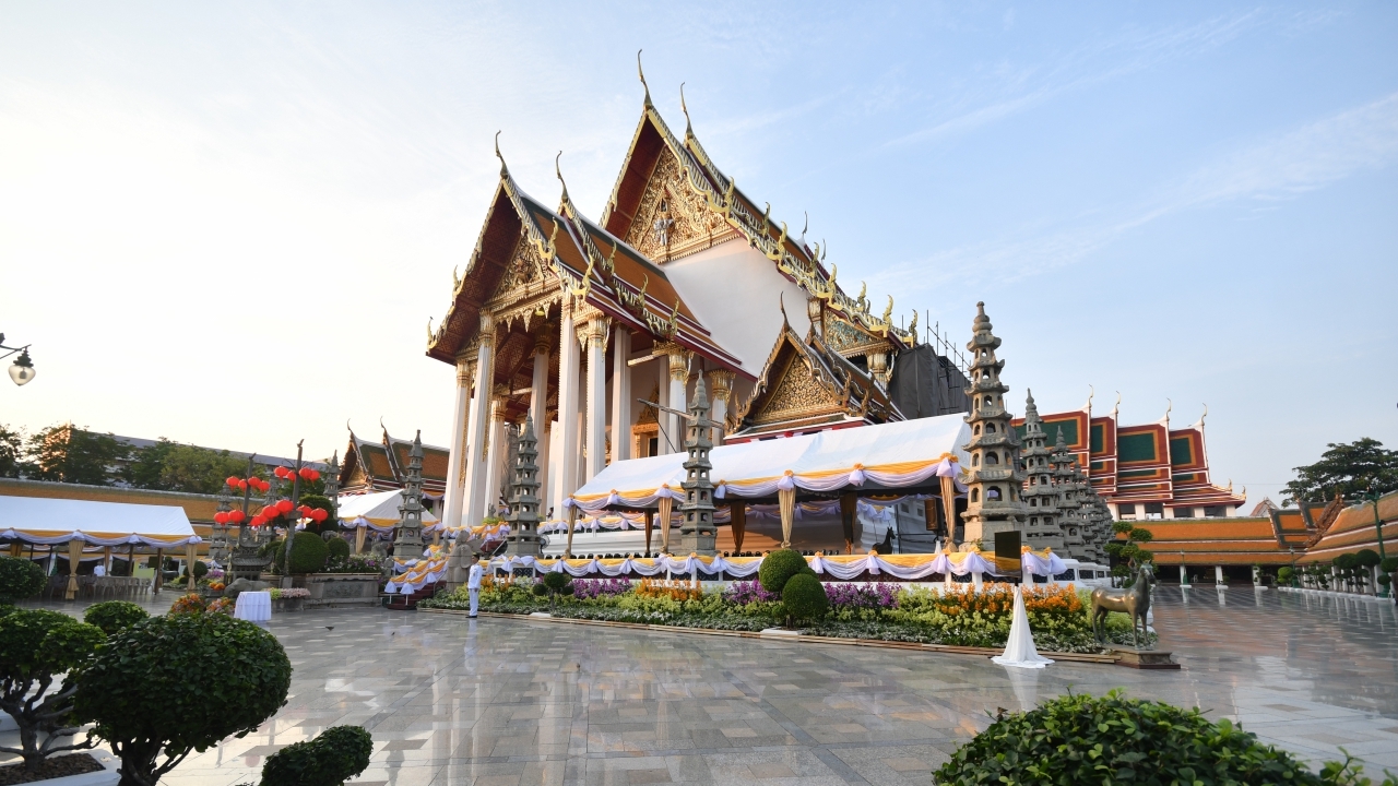 สมเด็จพระสังฆราชและนายกฯ เป็นปธ.พิธีเสกน้ำอภิเษก ณ วัดสุทัศนเทพวราราม