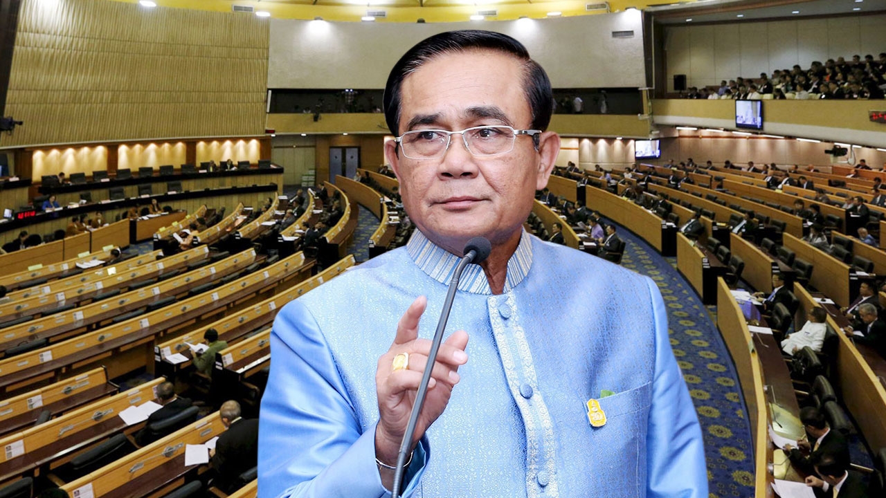 ฝ่าดงนักการเมืองสู่ คสช.