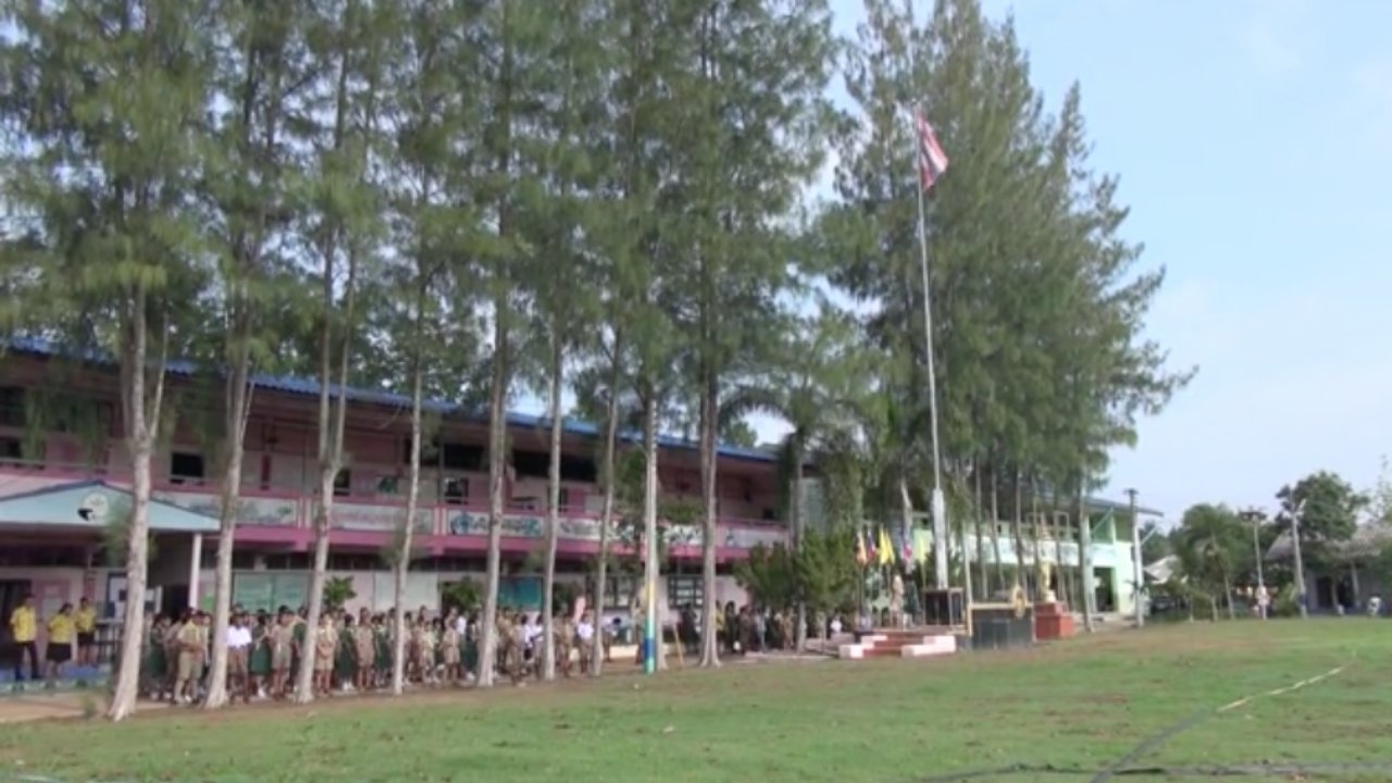 ตำรวจจ่อตั้งข้อหา ขับรถประมาทฯ สาวแบงก์ขับรถชนเด็กอนุบาลดับ ยายสาหัส