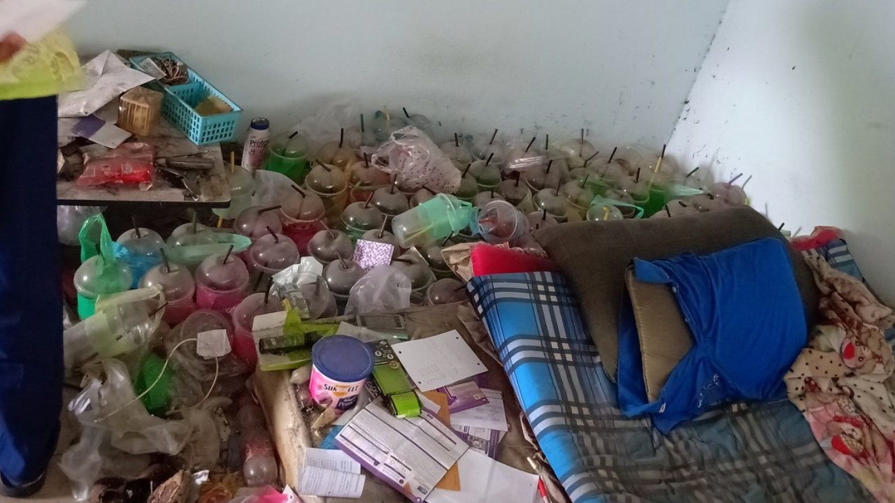 เจ้าของช็อก หนุ่มหน้าตาดีเช่าห้องก่อนหายตัว เปิดเจอขยะเกลื่อนเหม็นสาบ