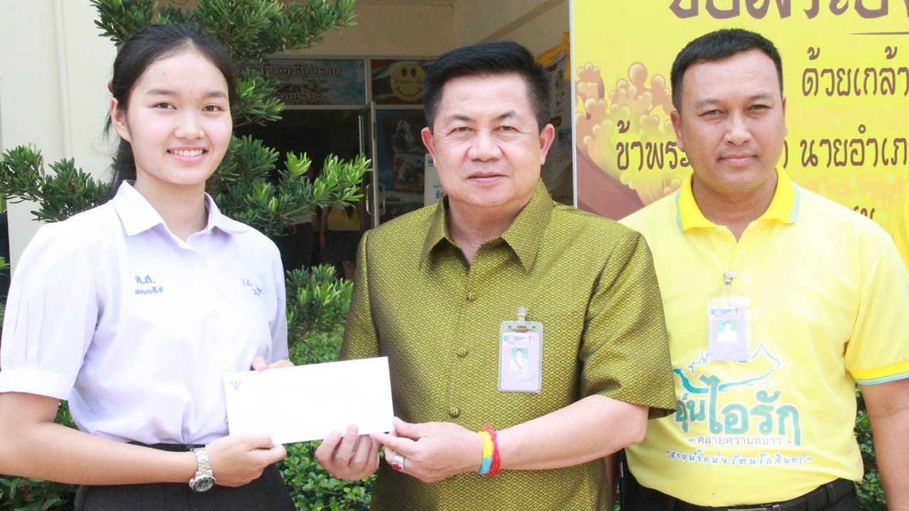 "น้องน้ำผึ้ง" รับสัญชาติไทย ไปแข่งงานวิทยาศาสตร์ที่สหรัฐฯ ได้แล้ว