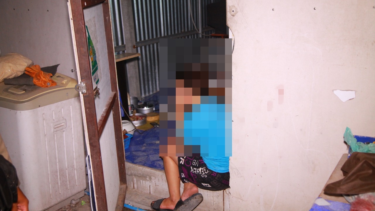 เมียแทงผัวเจ็บ หลังทะเลาะกันเพราะหนี้ แม้ปรับความเข้าใจกัน แต่ผัวก็ตาย