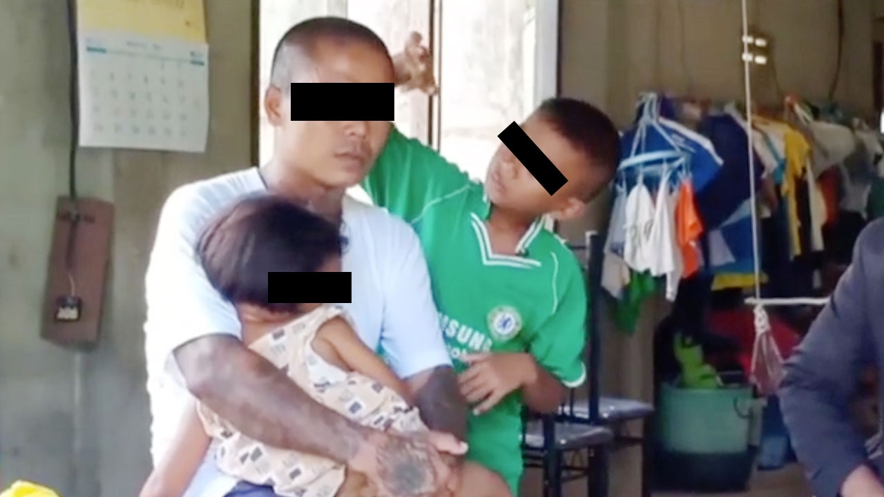 3 พี่น้องแม่ทิ้ง โผกอดพ่อเพิ่งพ้นคุก น้ำตาคลอรู้ข่าวเมียหนี ยันไม่โกรธ