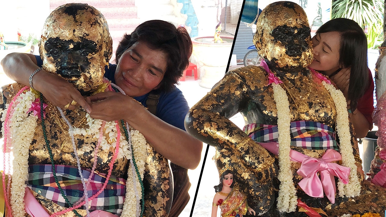 "พ่อขุนช้าง" เนื้อหอม สาวรุมหอมแก้ม นำสร้อยทองคล้องคอ แก้บนให้โชค