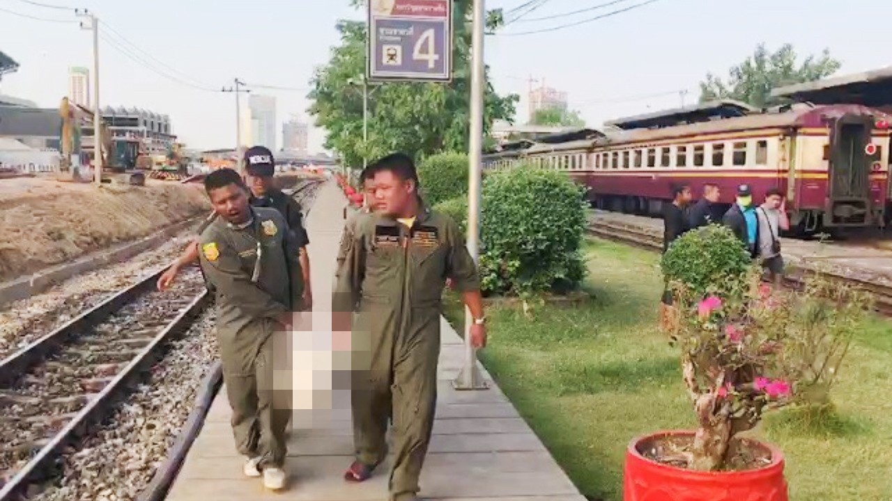 สลด! รถไฟทับชายวัย 57 ปี คอและแขนขาด ดับสยอง สถานีรถไฟบางซื่อ 