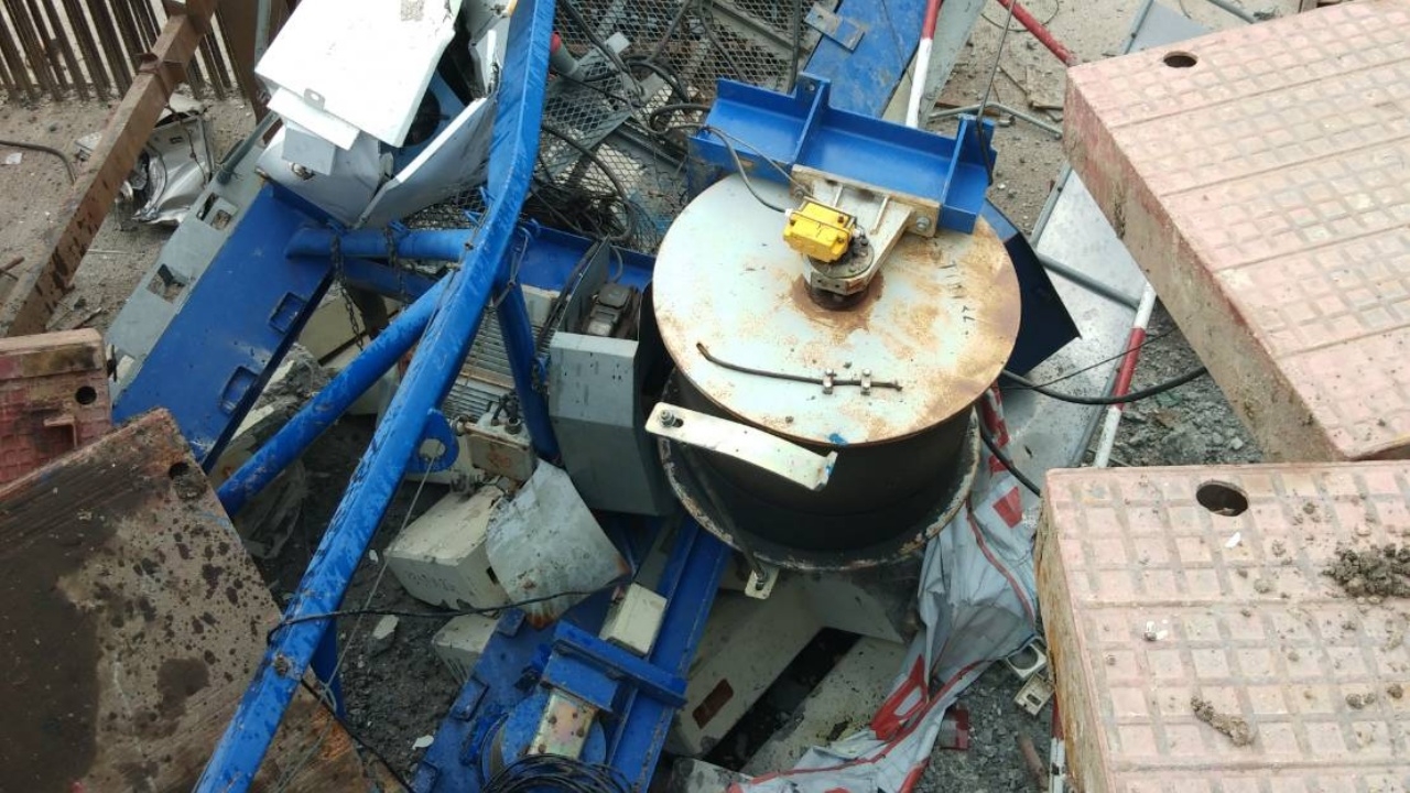 ระทึก เครนล้มทับคนงานดับคาไซต์ก่อสร้าง ย่านแจ้งวัฒนะ 5