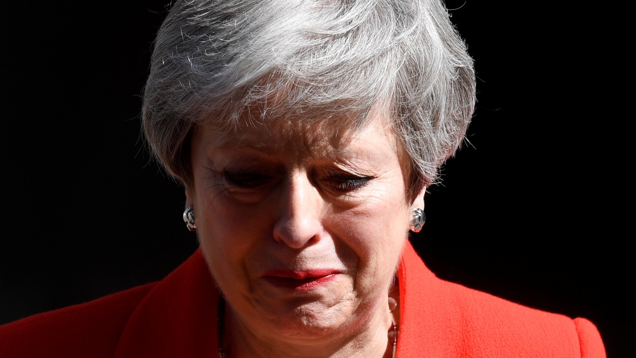 นายกฯเมย์ ประกาศทั้งน้ำตา ลาออกหัวหน้าพรรคอนุรักษ์นิยม 7 มิ.ย.