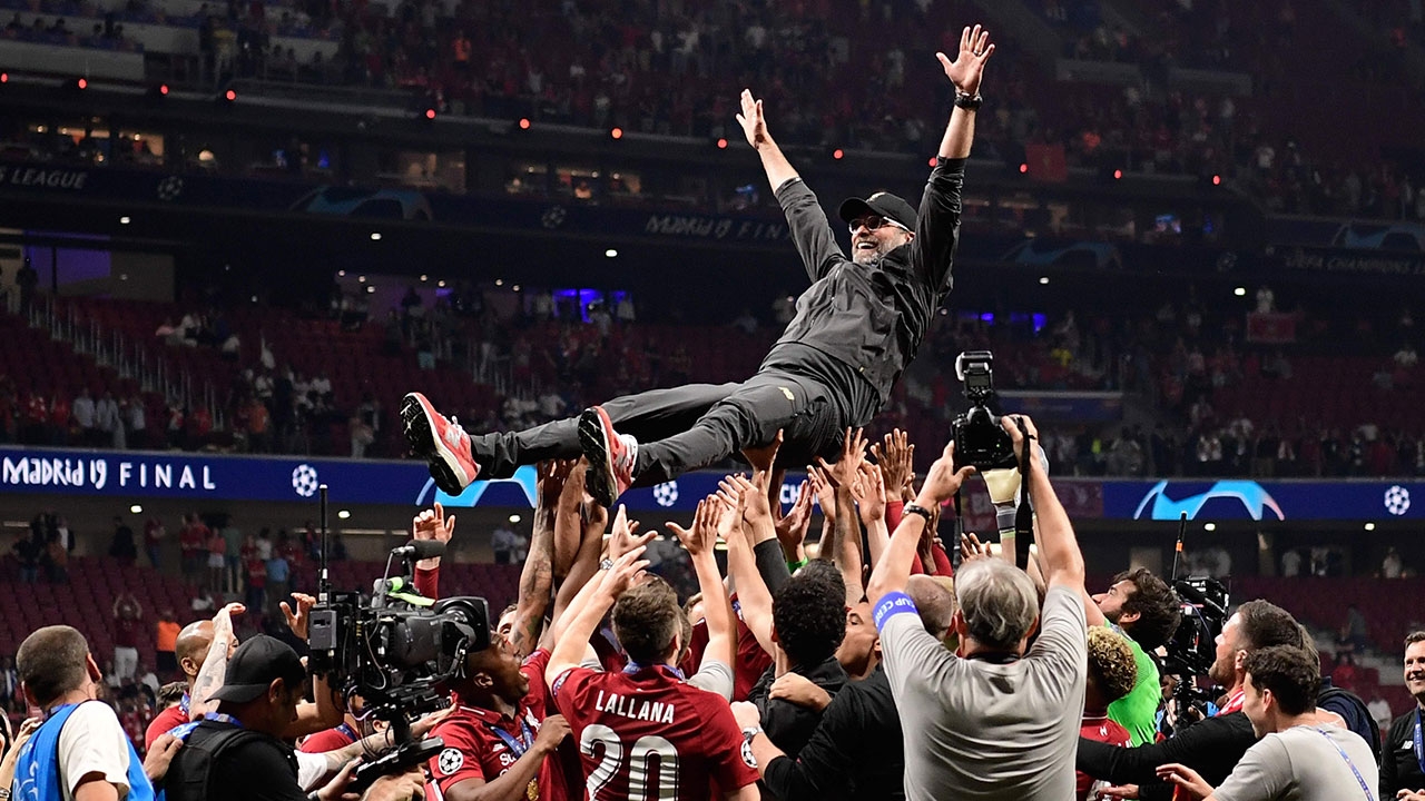 บอร์ดหงส์จ่ออัพค่าเหนื่อย มัดใจ “คลอปป์” ต่อสัญญาฉบับใหม่