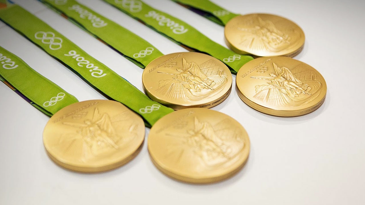 ชุดเท่ห์ เหรียญโอลิมปิก สปิริตวงการกีฬา ลดขยะกู้โลก