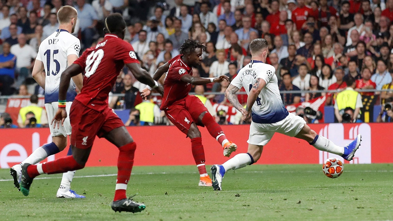 รถแห่มาได้ "ลิเวอร์พูล" เชือดสเปอร์ส 2-0 ซิวแชมป์ UCL สมัยที่ 6