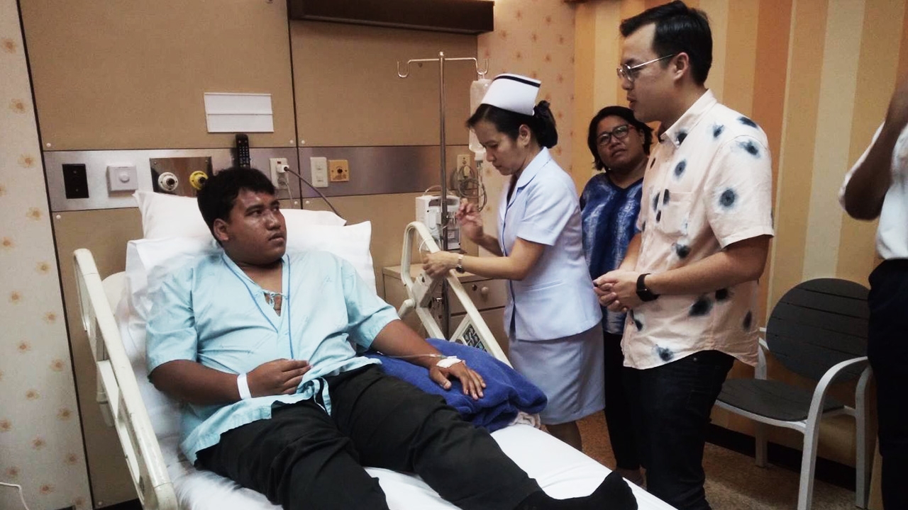 "จ่านิว" โวย "หมาหมู่"ข้างถนน ดักรุมทำร้าย ลั่นไม่อโหสิกรรมให้