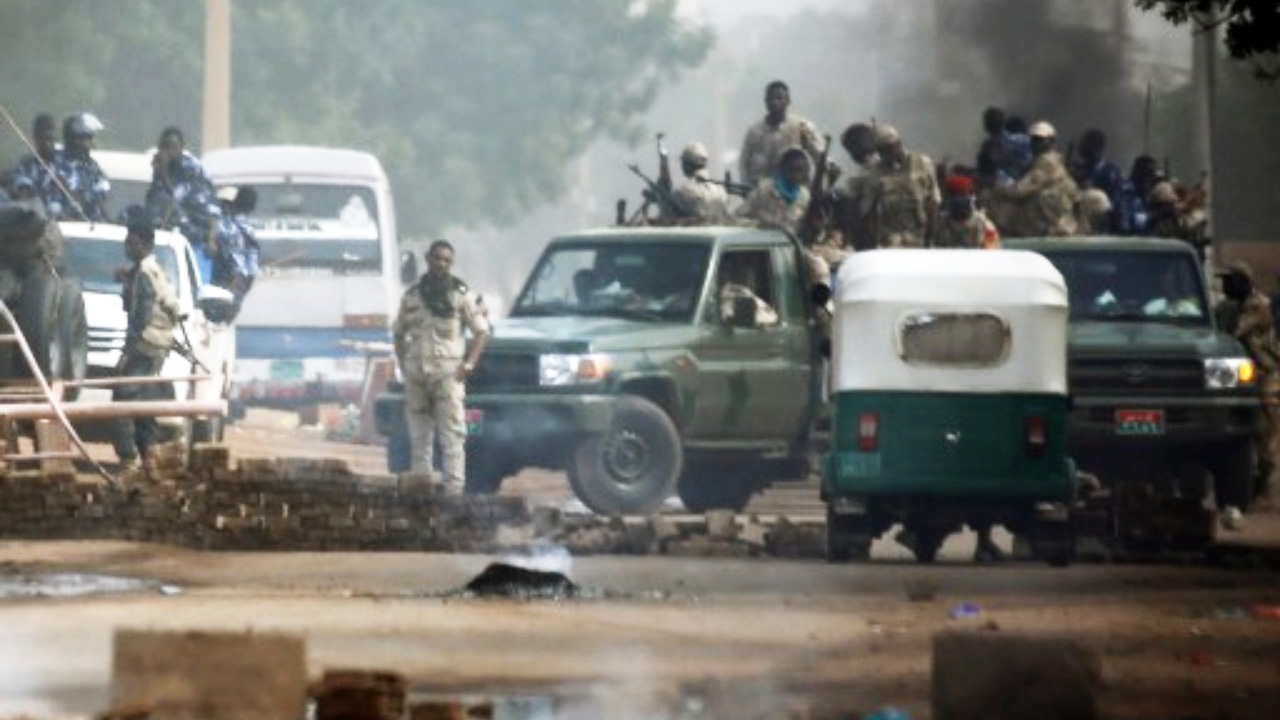  สลด ทหารซูดานสลายม็อบ ตายพุ่ง 60 จี้กองทัพรีบจัดเลือกตั้งหลังยึดอำนาจ