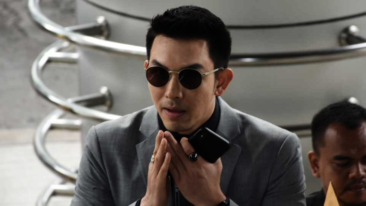 บลูริบบอน ยอมชดใช้"อั้ม อธิชาติ" ถูกฟ้องเรียก50ล้าน หาเบี้ยวค่าตัว