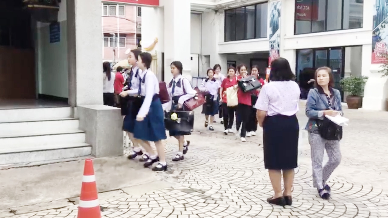 ย้ายที่เรียนวันแรก เด็กอัสสัมฯคอนแวนต์ เชื่อดีกว่าเดิม ไร้เสียงก่อสร้างรบกวน
