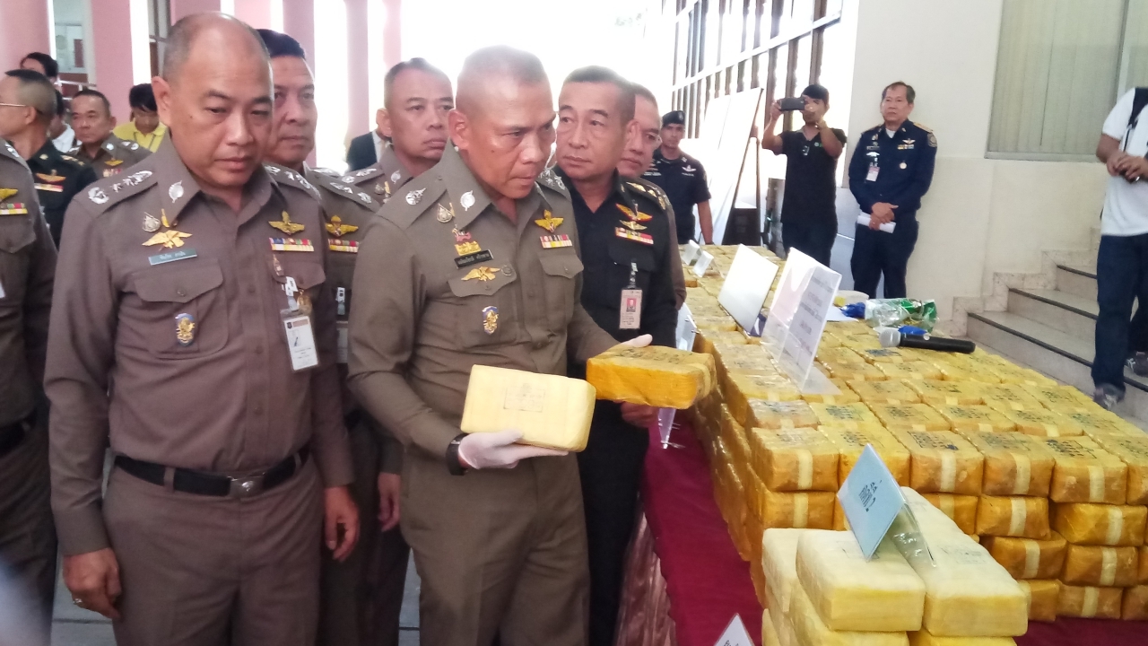 ปส.แถลงจับแก๊งยาบ้ารายสำคัญ ยึดของกลางกว่า 4 ล้านเม็ด