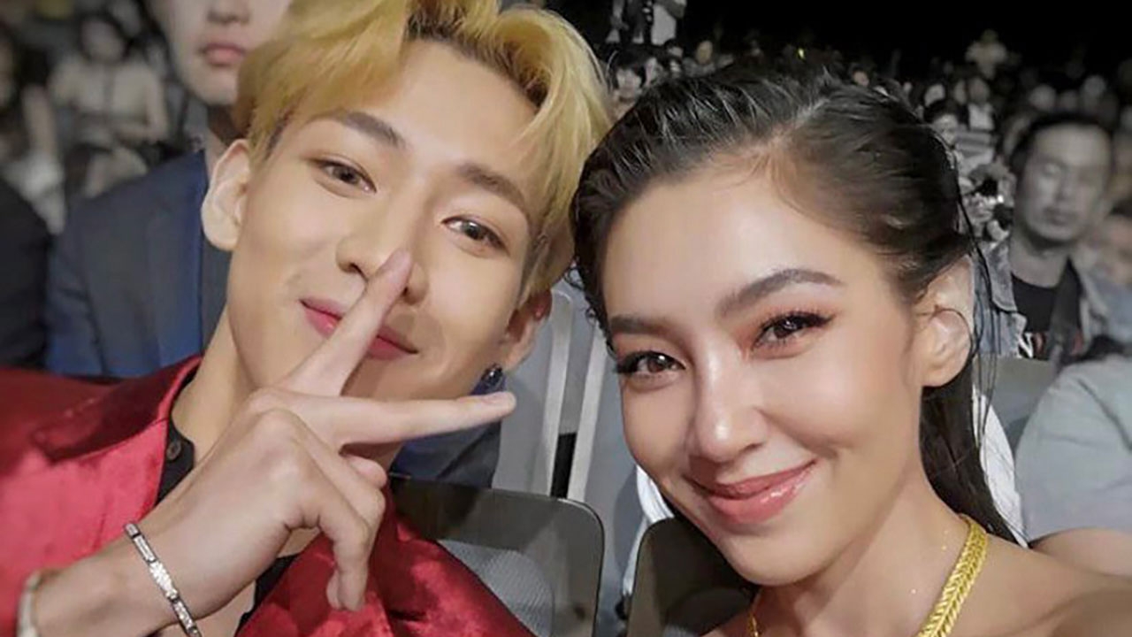 โลกกลมจัง! "เบลล่า" บ้านอยู่ใกล้ "แบมแบม" ออกตัวแทน "เวียร์" โพสต์ภาพขยันอวดแฟน