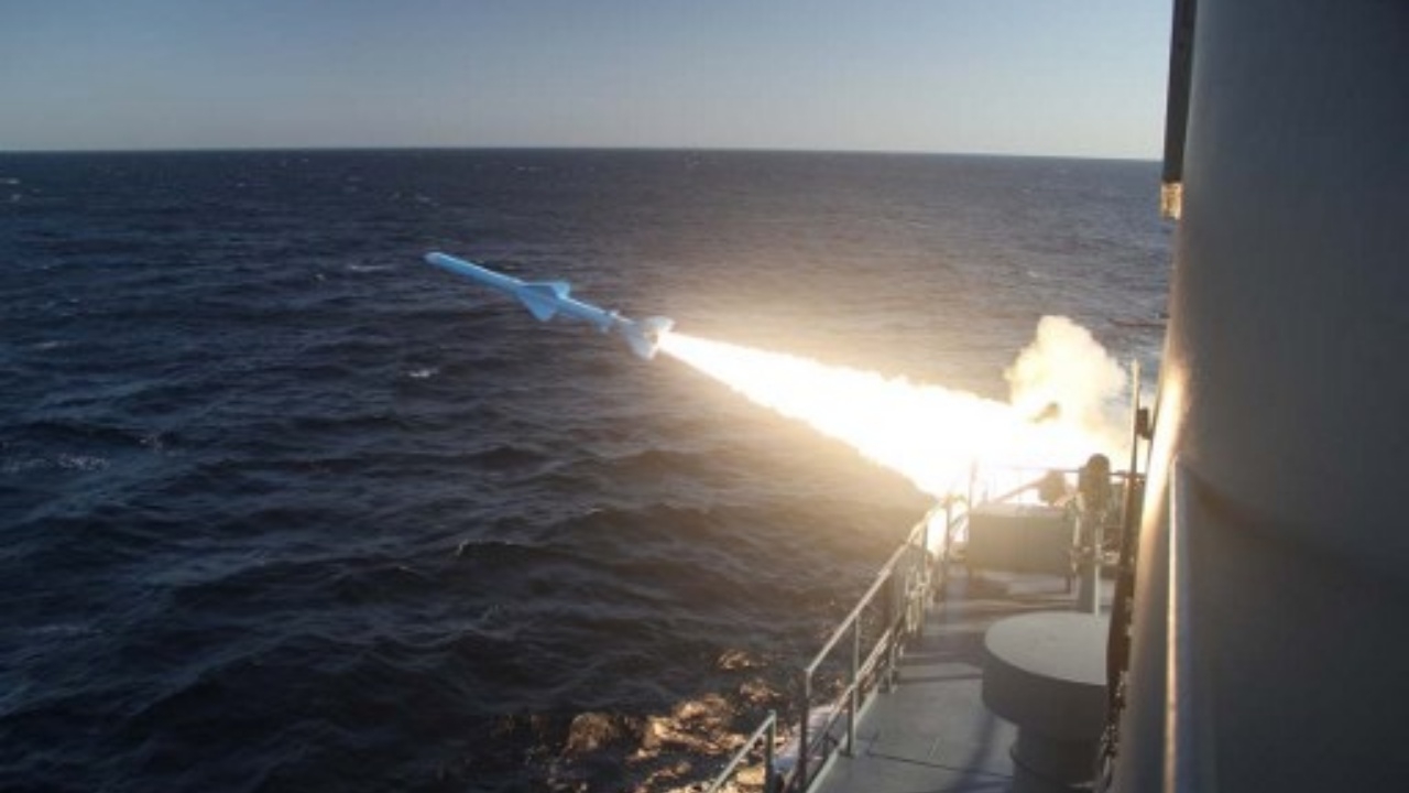 อิหร่านยิงมิสไซล์หวังสอยโดรนสหรัฐฯ ก่อนโจมตี2เรือบรรทุกน้ำมัน สะท้านโลก