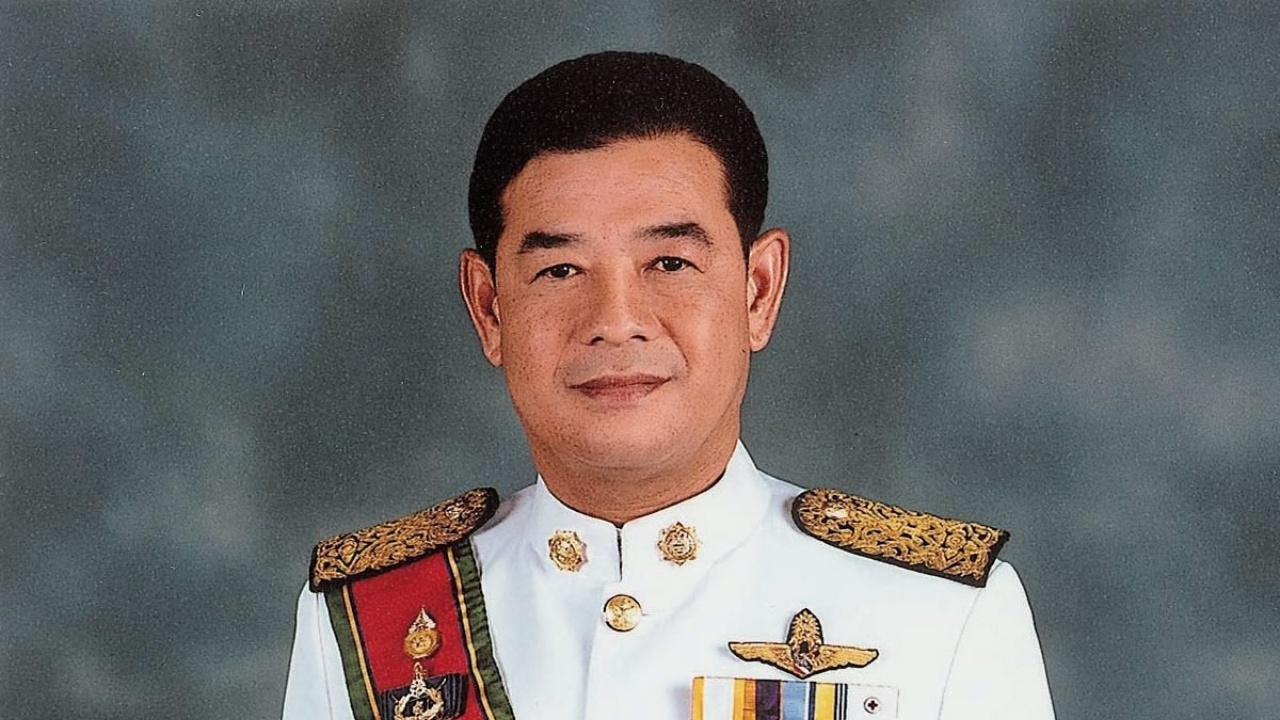 พปชร.ตั้ง"ทศพล เพ็งส้ม” หัวหอกนำ ช่วย 27 ส.ส.สู้คดีถือหุ้นสื่อ  