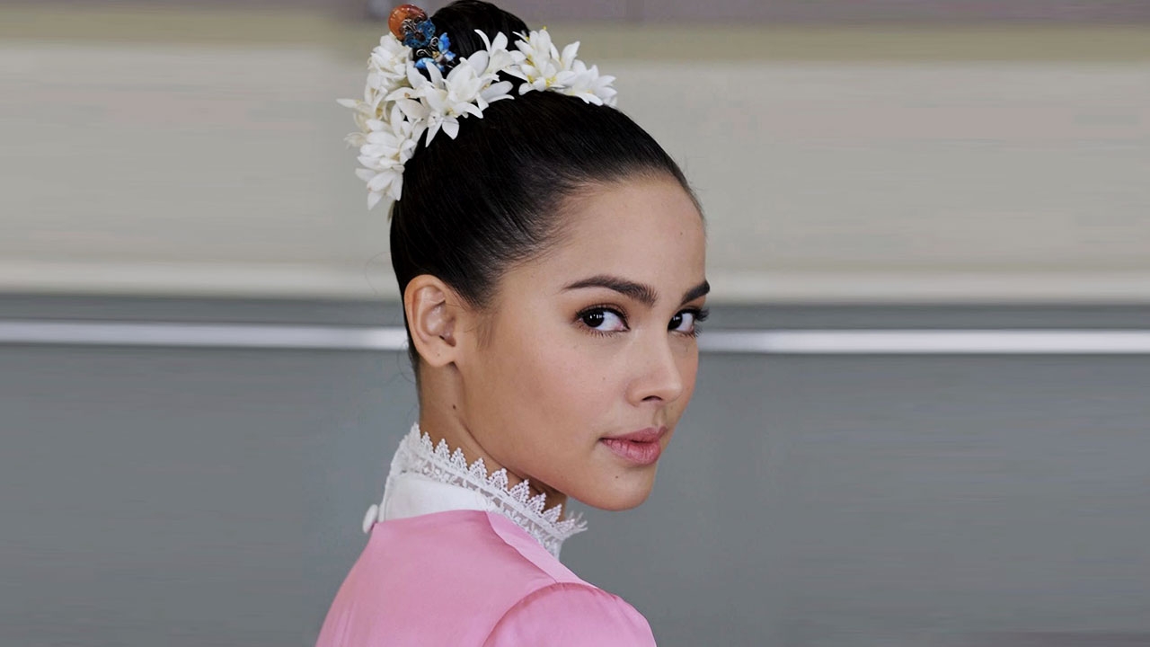 เล่น 4 บทได้แตกต่าง 3 ภพ 3 ชาติ "ญาญ่า-อุรัสยา" ได้รับแต่คำชม