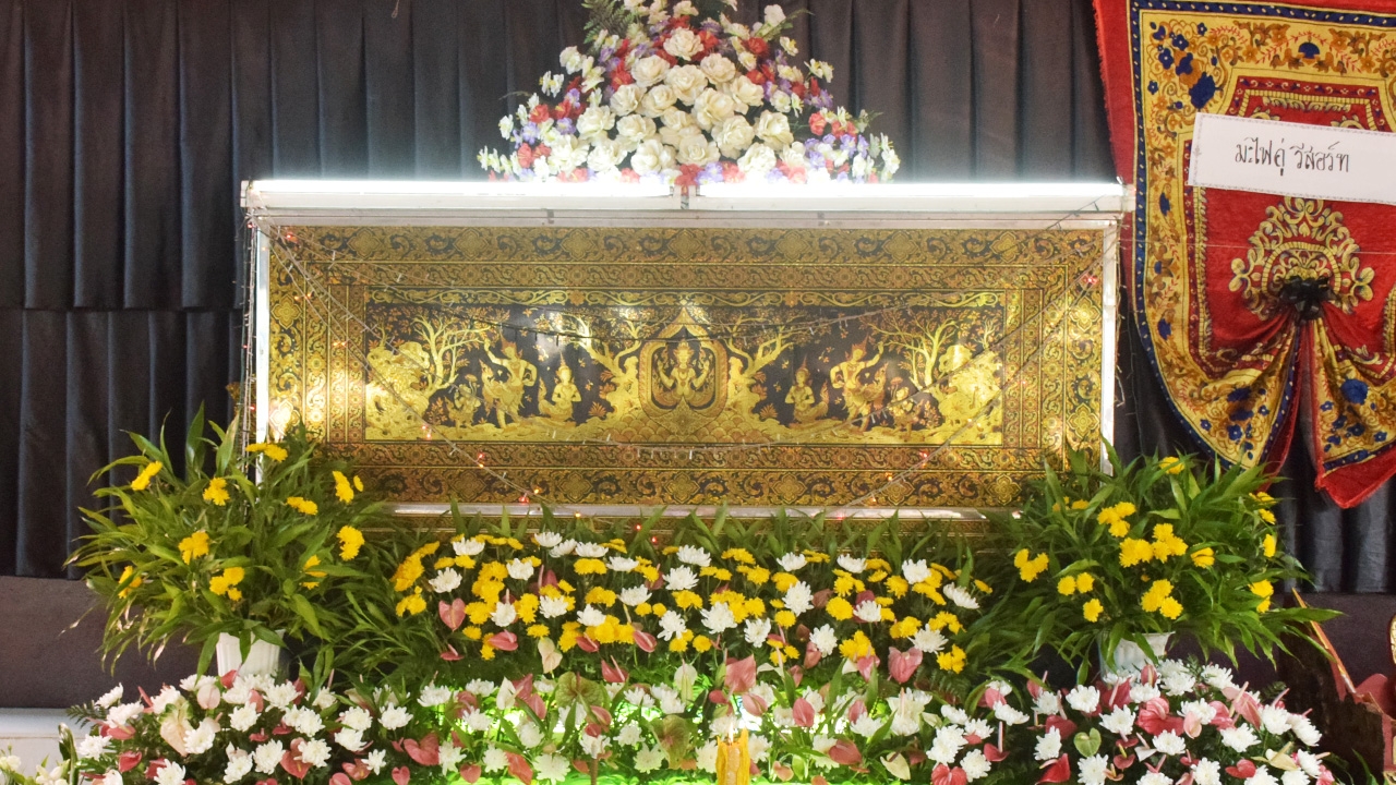 เงินเก็บไม่พอ ลูกชายขอโลงศพฟรี ขอบคุณมูลนิธิฯ ช่วยพาศพแม่กลับบ้านเกิด