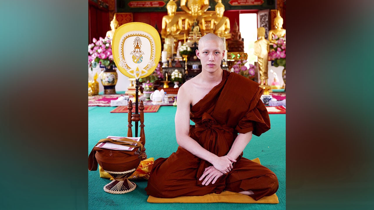 ต่อ ธนภพ บวชเงียบ ขอศึกษาพระธรรม และทดแทนคุณพ่อแม่