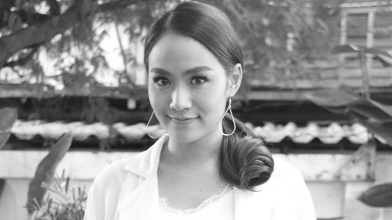 พ่อวิโรจน์โพสต์แจ้งข่าวร้าย “น้ำตาล เดอะสตาร์” เสียชีวิตแล้ว
