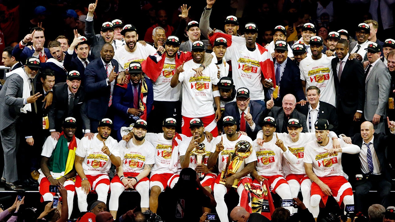ประมวลภาพประวัติศาสตร์  "แร็พเตอร์ส" ฉลองแชมป์ NBA สมัยแรก