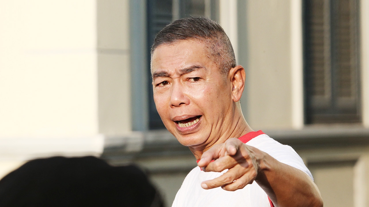 “บิ๊กแดง” แนะฟังเพลง “กิเลสมนุษย์” แม้ย้อนยุคแต่อาจเข้าสถานการณ์ปัจจุบัน