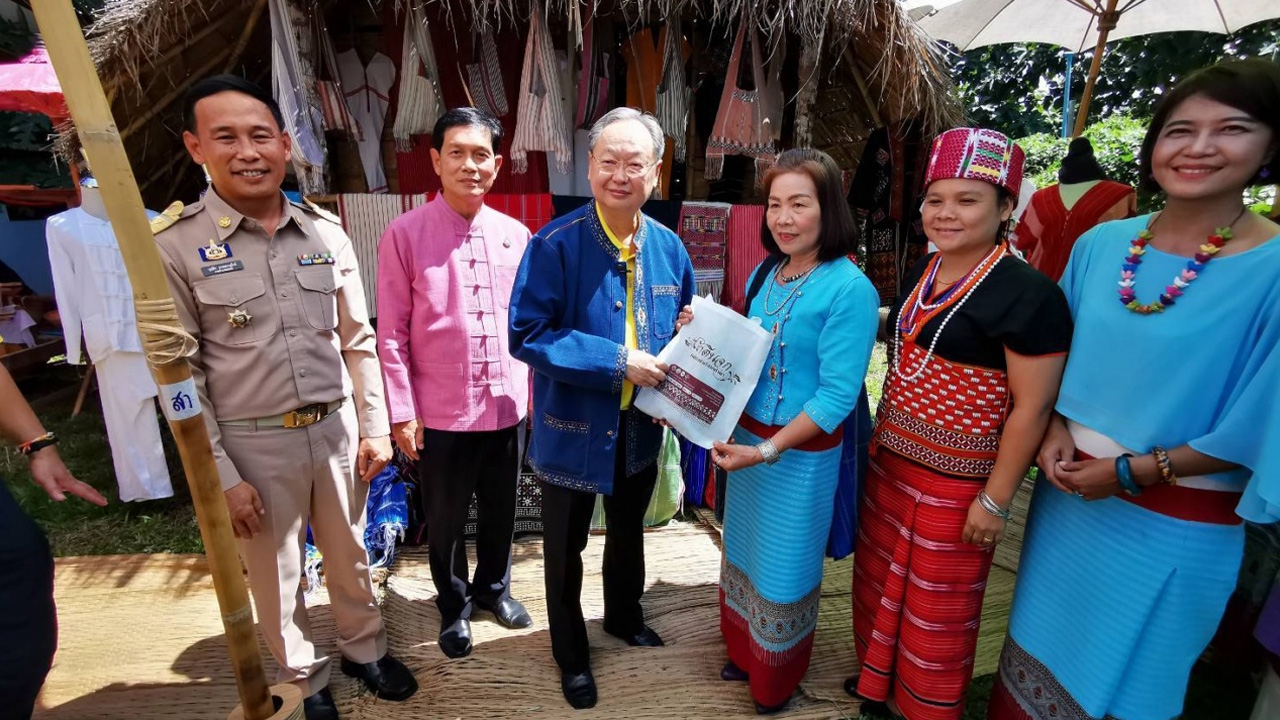 สนธิรัตน์ พบชาวแม่แจ่ม ย้ำ พปชร.เกาะติด เพิ่มแต้มเลือกตั้งเที่ยวหน้า