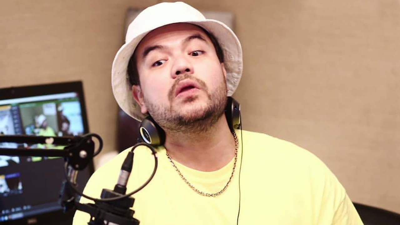 โอ๊ต ปราโมทย์ โพสต์ภาพตัวเองเมื่อ 8 ปีที่แล้ว งานนี้ชาวเน็ตโฟกัสผิดจุด