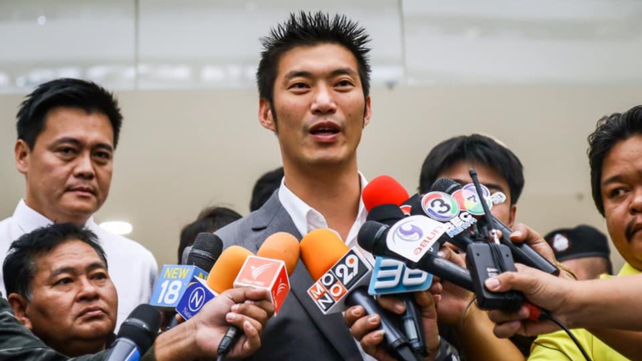 ศาลรธน.นัด 20 พ.ย.นี้ ฟังคำวินิจฉัย คดีถือหุ้นสื่อฯ"ธนาธร"  