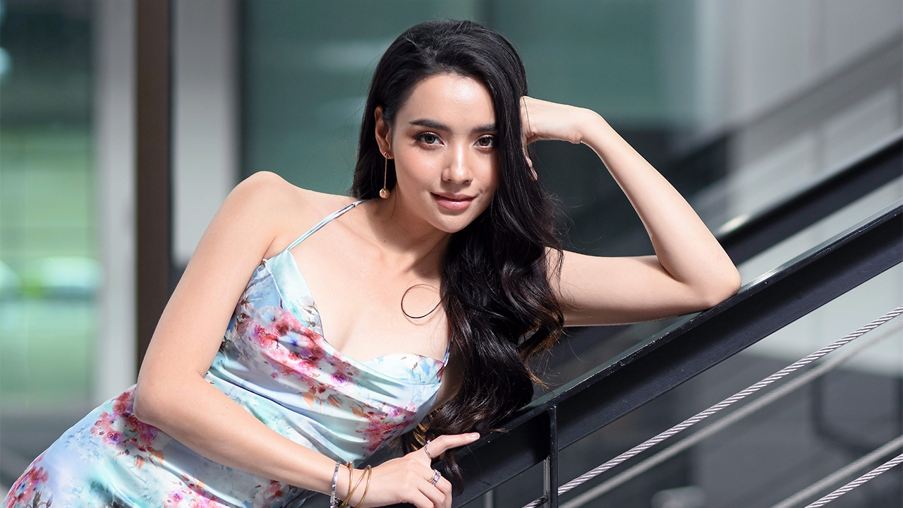 “มุกดา” คนนี้ สาวสเปก “เจ-ชนาธิป”