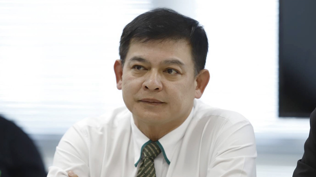 “สิระ” ดักคอฝ่ายค้าน อย่าตีรวนทำเวทีพิจารณางบเป็นอภิปรายไม่ไว้วางใจ