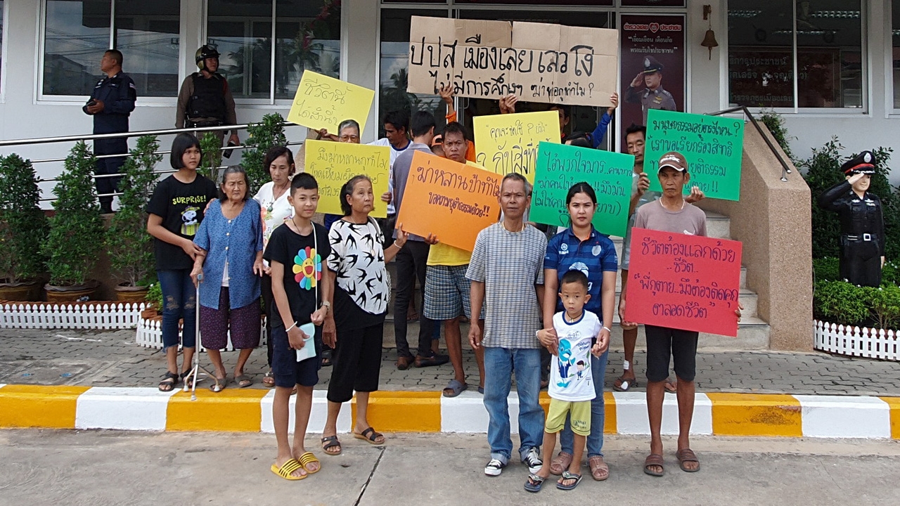 นอภ.นำ 2 ปกครองมือยิงมอบตัว หวั่นโดนประชาทัณฑ์ ตร.ค้านประกันตัว