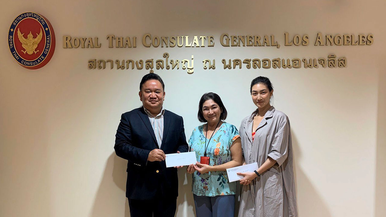 แพนเค้ก เขมนิจและคุณแม่ โดนคนร้ายทุบรถและโจรกรรม “พาสปอร์ต”