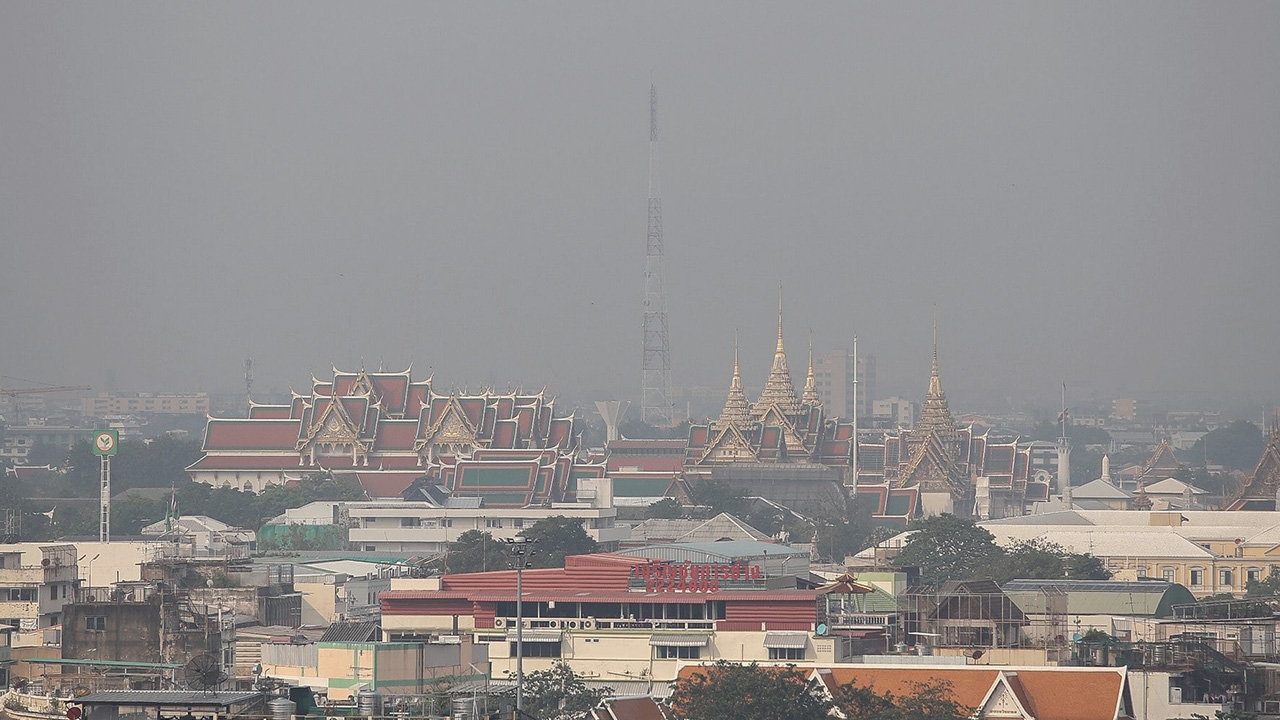 อุตุฯ ฉบับ 11 เตือน 14-15 ต.ค. ทั่วไทยยังเจอฝนตกหนัก ระวังลมกระโชกแรง