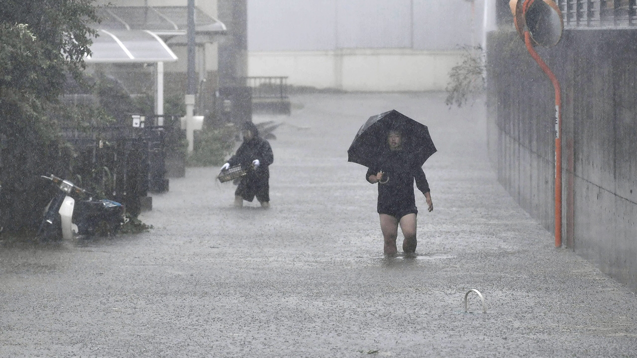 เตือนภัยระดับ 4 แขวงมินาโตะ อพยพคนพื้นที่ใกล้แม่น้ำ ทะเล หนีไต้ฝุ่นฮากิบิส