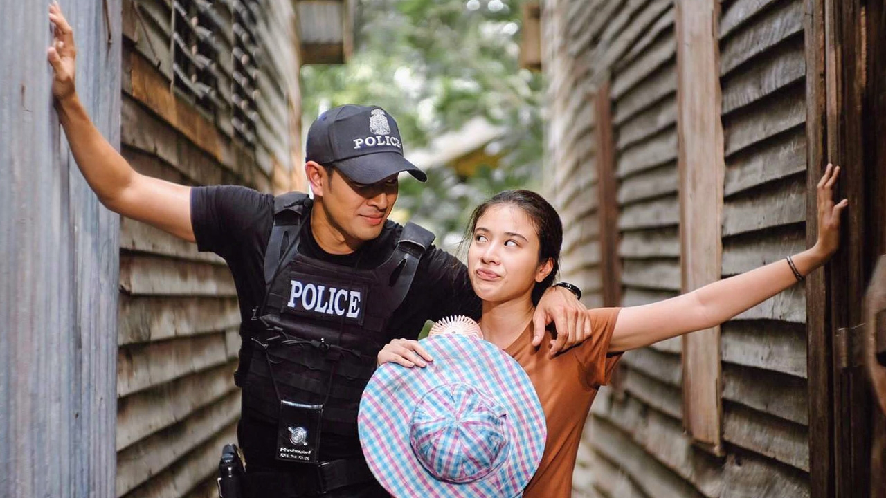 "เก้า" กรี๊ด โดนเกรท “จับนม” เปิดฉาก “เขาวานให้หนูเป็นสายลับ” (คลิป)