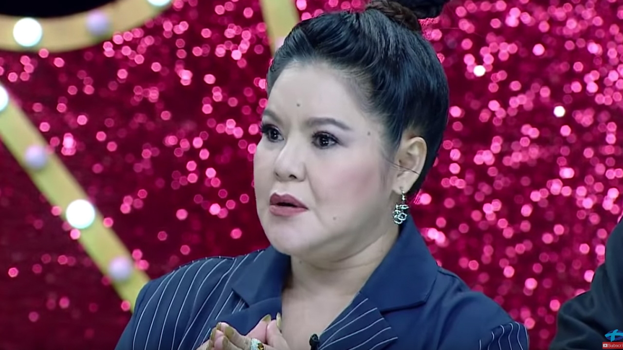 ฮาย อาภาพร อยู่มา 51 ปี เผยชีวิตนี้ไม่เคยผ่านมือผู้ชาย (คลิป)