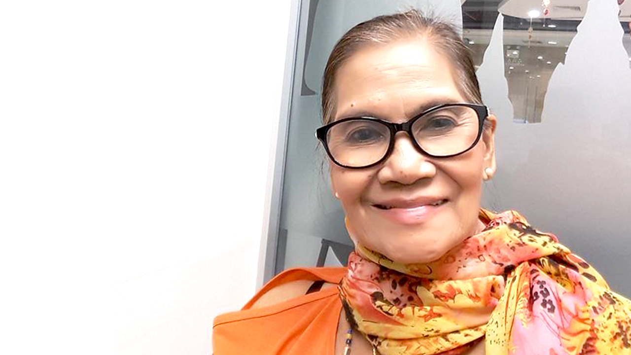 ป้าแมว ดาวพระศุกร์ ป่วยปอดติดเชื้อ วอนผู้จัดให้งานแสดง โต้ลูกทอดทิ้ง