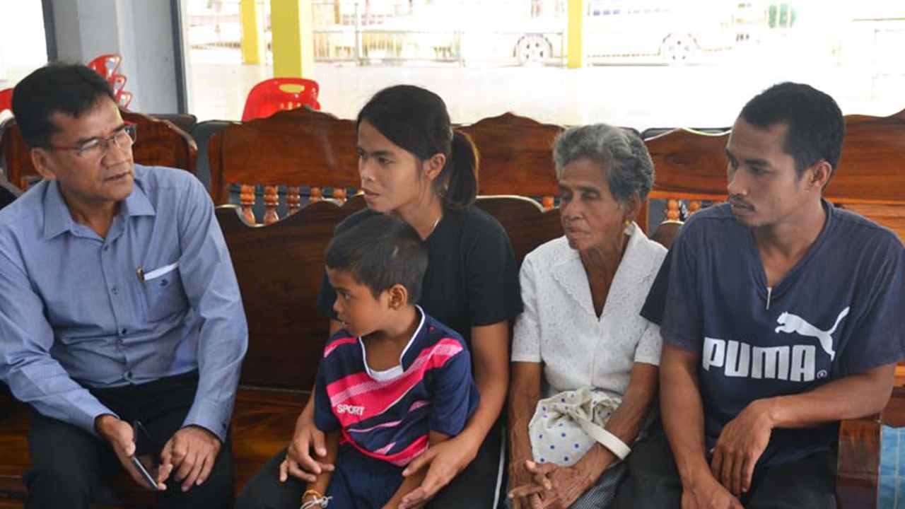 จังหวัดพัทลุงยันช่วยเหลือครอบครัวหนุ่มช่วยเด็กจมน้ำแล้วเสียชีวิตเต็มที่