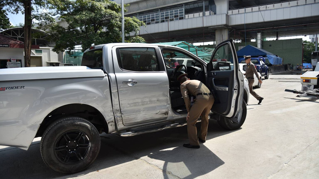 ตรวจกระบะชน จยย. ใน ม.เกษตร นิสิตชายยังสาหัส เลือดออกในสมอง